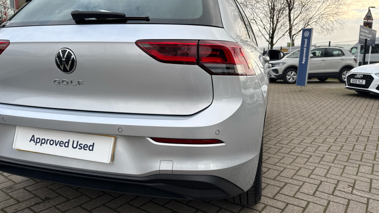 Volkswagen Golf 1.5 TSI Life 5dr Petrol Hatchback